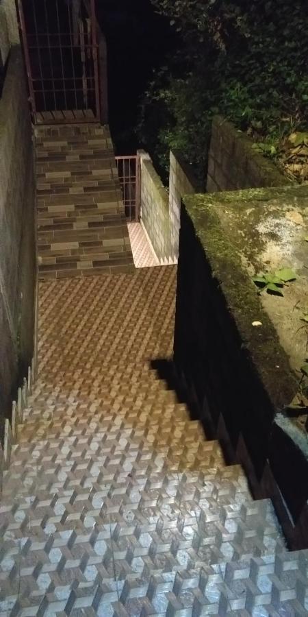 Sharia Rooms Кодайканал Экстерьер фото